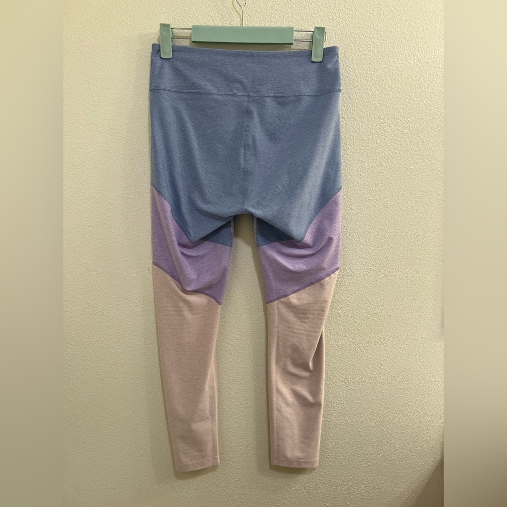 Outdoor Voices Spring 7/8 Leggings M - Picture 2 of 3